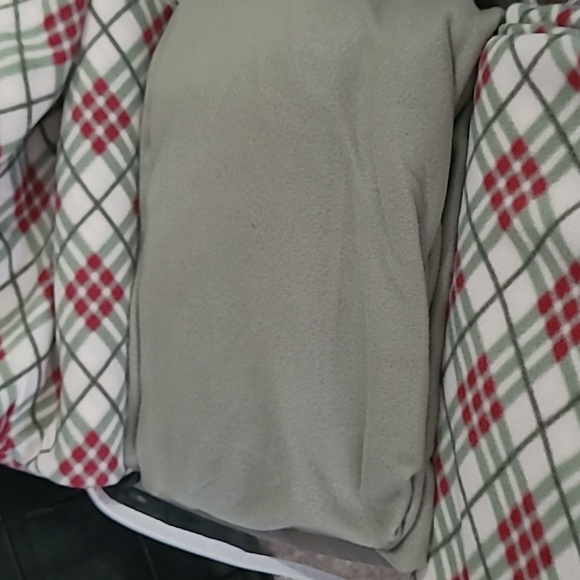 Double bed sheet set - Picture 4 of 6